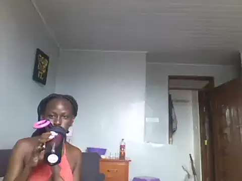 Snapshot of chilliedoug chatting on 12/22/24, 08:16 chilliedoug online show from 12/22/24, 08:16