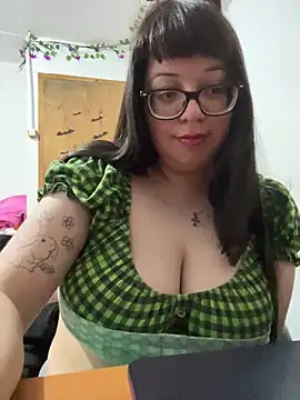 Snapshot of indiegirl666 chatting on 12/13/24, 05:38 indiegirl666 online show from 12/13/24, 05:38