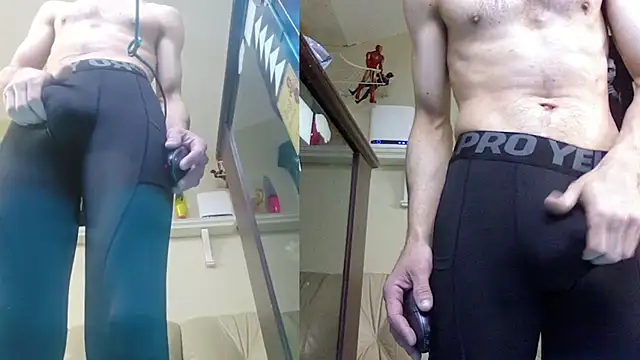 Snapshot of slendt94 chatting on 03/09/25, 04:00 slendt94 online show from 03/09/25, 04:00