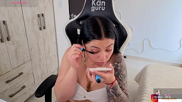 Victoryyy  online show from 02/25/26, 05:11