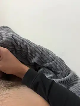 Snapshot of Omar472 chatting on 01/17/26, 07:06 Omar472 online show from 01/17/26, 07:06