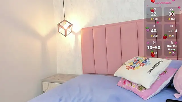 SUNNYCYRUS online show from 03/12/25, 10:50