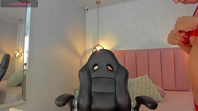 SUNNYCYRUS online show from 03/03/26, 12:33