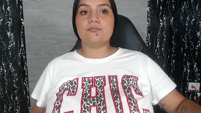 evelin 999  online show from 03/07/25, 09:59