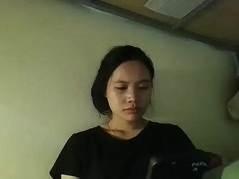 Snapshot of Be-MyMy chatting on 11/10/25, 02:27 Be-MyMy online show from 11/10/25, 02:27