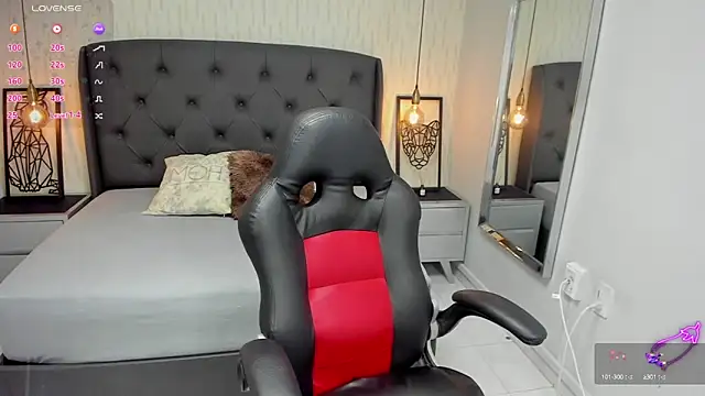 Snapshot of SUZETMONACO chatting on 09/22/25, 07:16 SUZETMONACO online show from 09/22/25, 07:16