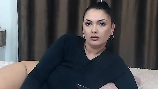 Snapshot of BriannaBk chatting on 03/06/25, 04:49 BriannaBk online show from 03/06/25, 04:49