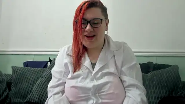 Snapshot of Bustycurves chatting on 02/21/25, 11:01 Bustycurves online show from 02/21/25, 11:01