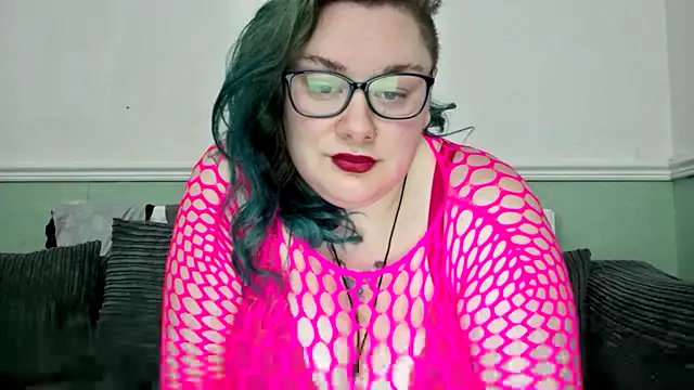 Snapshot of Bustycurves chatting on 03/17/25, 08:19 Bustycurves online show from 03/17/25, 08:19