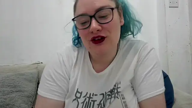 Bustycurves online show from 06/07/26, 10:30