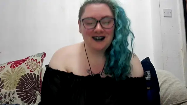 Bustycurves online show from 06/12/26, 11:46