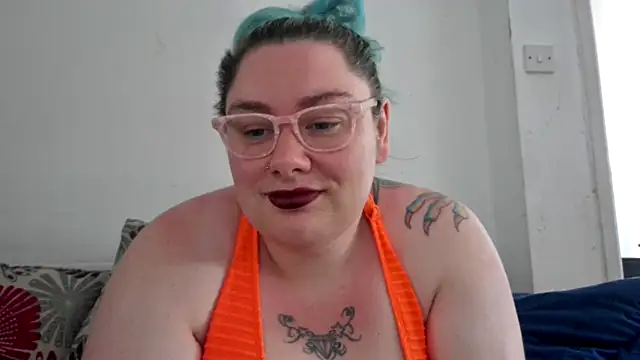 Bustycurves online show from 06/30/26, 11:00