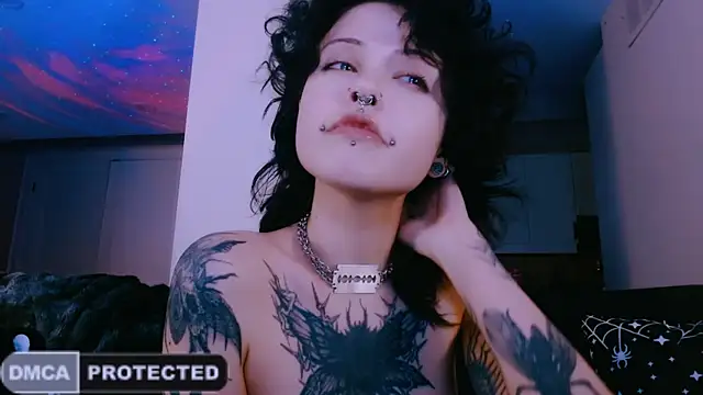 Snapshot of NaughtyLittleFox chatting on 05/12/26, 04:20 NaughtyLittleFox online show from 05/12/26, 04:20