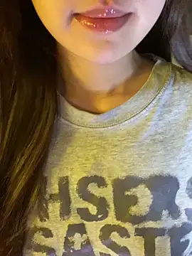 minmin2kk5 online show from 05/15/26, 07:15