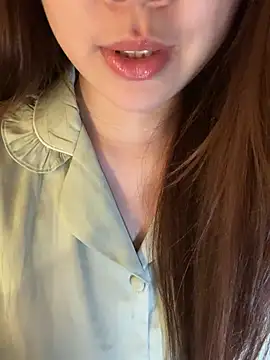 minmin2kk5 online show from 07/04/26, 06:52