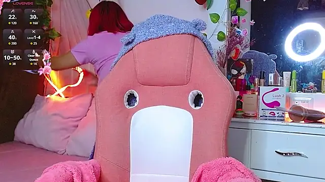 Snapshot of Littlerouse_ chatting on 11/06/25, 02:12 Littlerouse online show from 11/06/25, 02:12