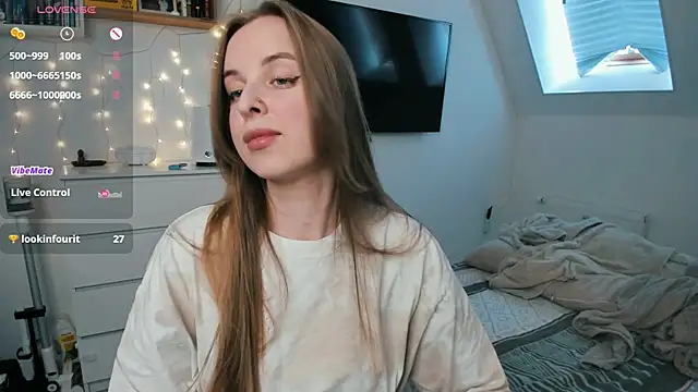 violet blue eyes online show from 04/15/26, 01:07