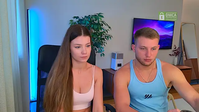 Snapshot of Jony_and_Jessica chatting on 07/14/26, 05:23 Jony and Jessica online show from 07/14/26, 05:23