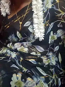 Janavi-janu online show from 11/05/25, 07:03