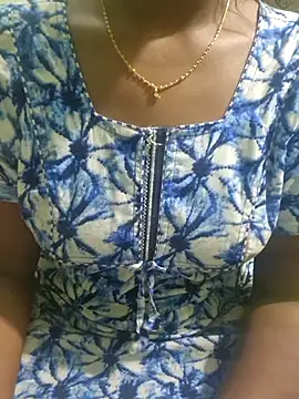 Janavi-janu online show from 11/18/25, 06:45