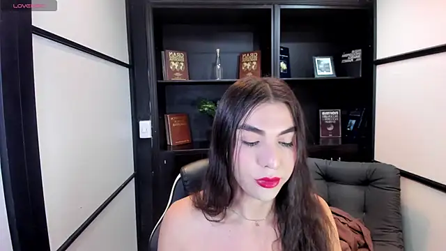 Snapshot of saracaball_ chatting on 10/30/25, 12:45 saracaball online show from 10/30/25, 12:45