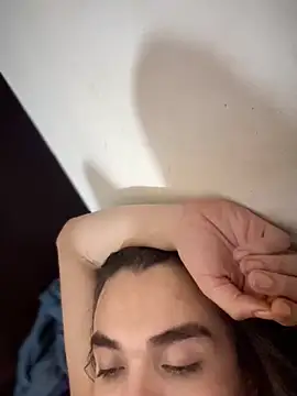 Snapshot of saracaball_ chatting on 11/09/25, 07:56 saracaball online show from 11/09/25, 07:56