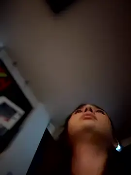 Snapshot of saracaball_ chatting on 01/16/26, 04:05 saracaball online show from 01/16/26, 04:05