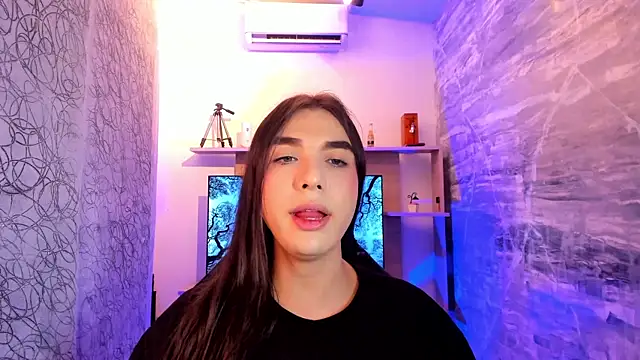 Snapshot of saracaball_ chatting on 02/12/26, 05:02 saracaball online show from 02/12/26, 05:02