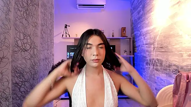 Snapshot of saracaball_ chatting on 02/24/26, 12:03 saracaball online show from 02/24/26, 12:03