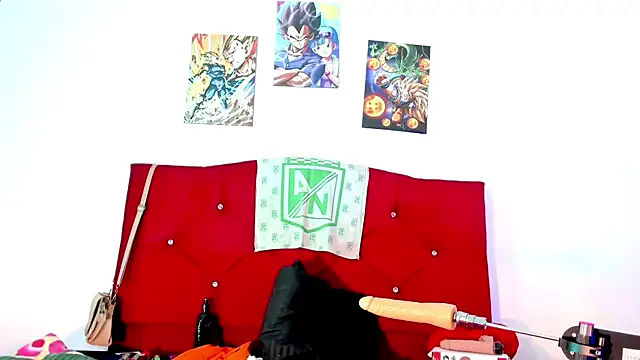 Snapshot of la_ratona_1 chatting on 06/10/26, 11:09 la ratona 1 online show from 06/10/26, 11:09