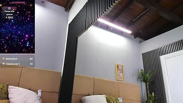 Snapshot of Camille_Cedrik chatting on 02/05/25, 02:51 Camille Cedrik online show from 02/05/25, 02:51