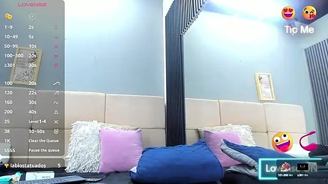 Snapshot of Camille_Cedrik chatting on 03/20/25, 11:12 Camille Cedrik online show from 03/20/25, 11:12