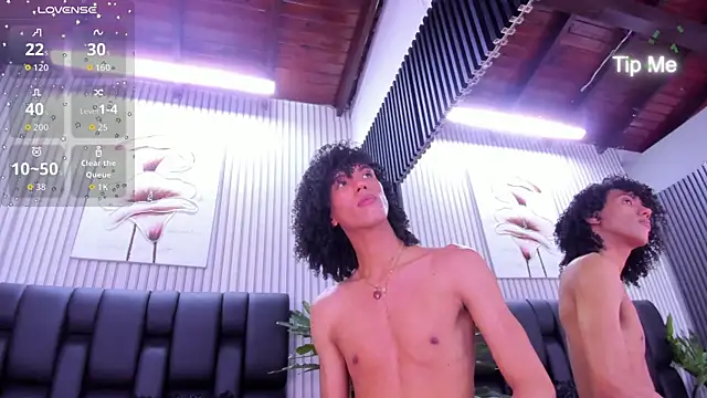 Snapshot of Camille_Cedrik chatting on 09/30/25, 07:41 Camille Cedrik online show from 09/30/25, 07:41