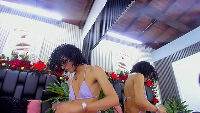 Snapshot of Camille_Cedrik chatting on 12/15/25, 08:13 Camille Cedrik online show from 12/15/25, 08:13