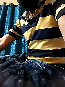 Snapshot of ALWAYSHORNYDADDY chatting on 01/20/25, 07:35 ALWAYSHORNYDADDY online show from 01/20/25, 07:35