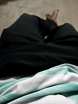 Snapshot of bangaloresexyguy chatting on 01/12/26, 05:51 bangaloresexyguy online show from 01/12/26, 05:51