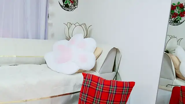 Snapshot of aaanyan chatting on 12/11/24, 02:52 aaanyan online show from 12/11/24, 02:52