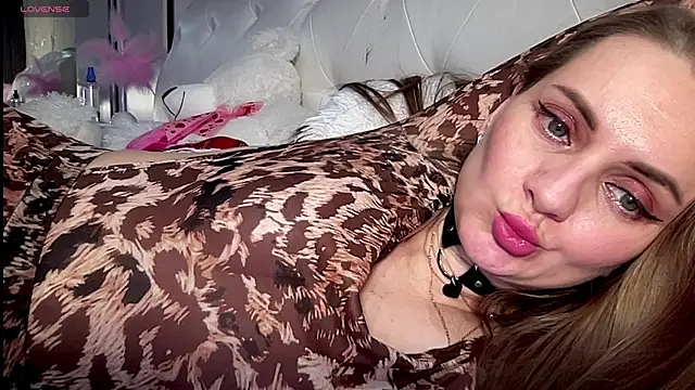 Viola sweet online show from 03/10/25, 04:49