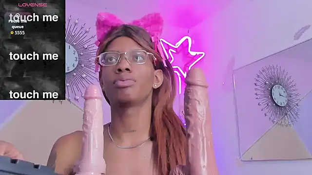 Tiffany Valentine15 online show from 10/08/25, 12:25