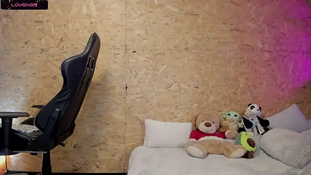 Snapshot of Biancastrongg chatting on 02/15/25, 08:54 Biancastrongg online show from 02/15/25, 08:54