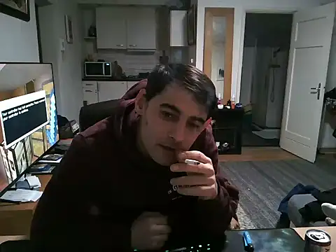 Snapshot of mihaimichael chatting on 02/19/25, 07:38 mihaimichael online show from 02/19/25, 07:38