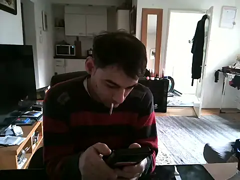 Snapshot of mihaimichael chatting on 02/21/25, 10:50 mihaimichael online show from 02/21/25, 10:50