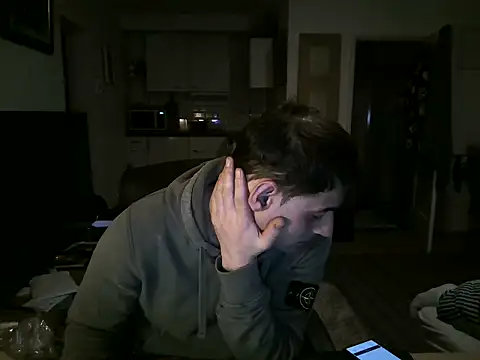 Snapshot of mihaimichael chatting on 02/28/25, 08:28 mihaimichael online show from 02/28/25, 08:28