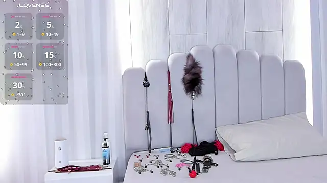 mileyerikson online show from 11/07/25, 01:33