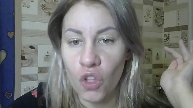 TherestlessKitty online show from 12/23/24, 06:00