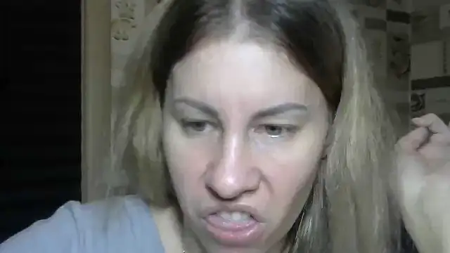 TherestlessKitty online show from 10/01/25, 10:27