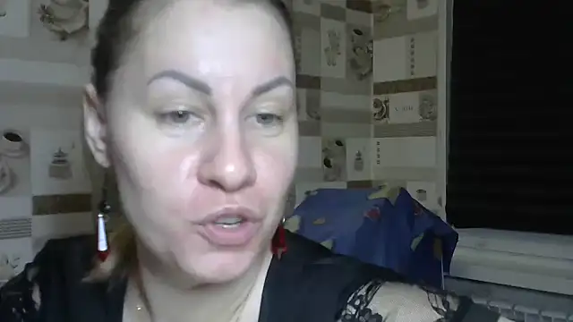 TherestlessKitty online show from 12/03/25, 10:19