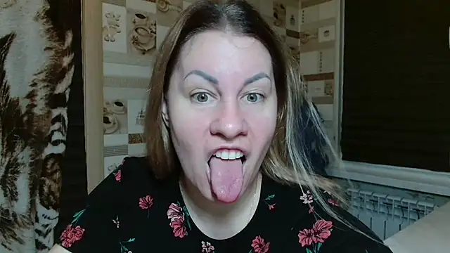 TherestlessKitty online show from 04/14/26, 10:16