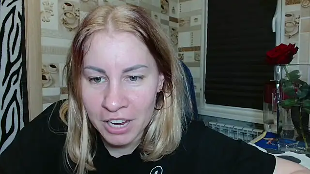 TherestlessKitty online show from 05/28/26, 10:18