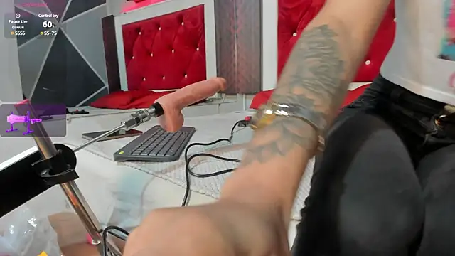 Karoll014 online show from 02/26/25, 11:52